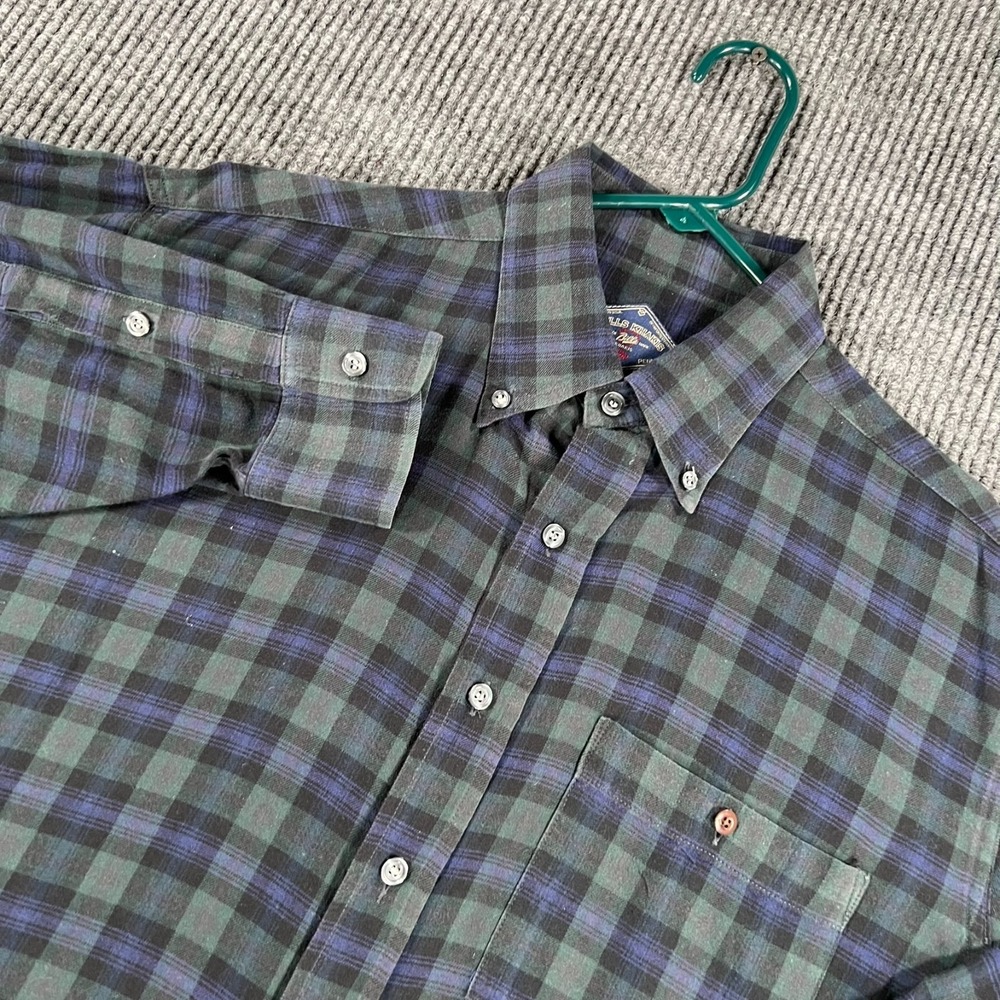 Bills Khakis Shirt Mens Large Blackwatch Plaid Long Sleeve Button Down Casual